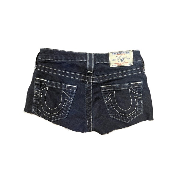 TRUE RELIGION Dark Wash Denim Shorts Size 24. LIKE NEW! - Picture 2 of 9